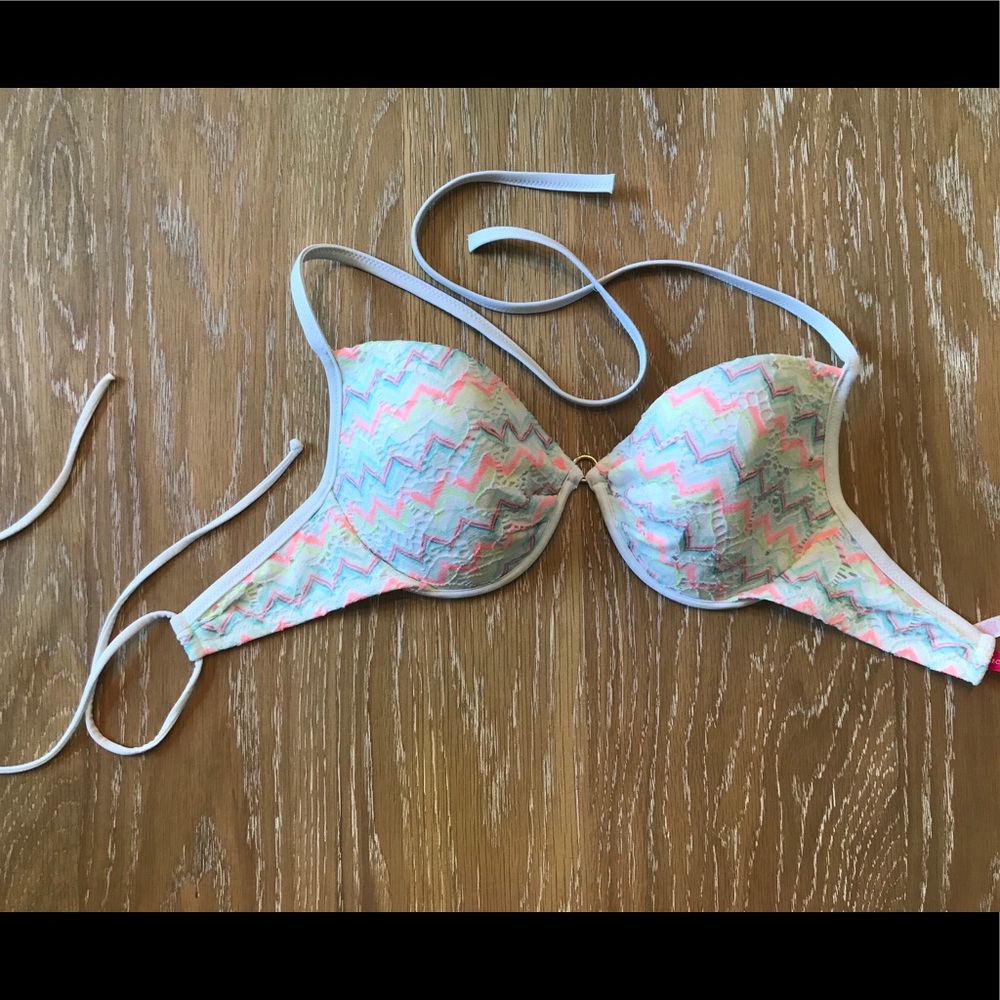 Victoria’s Secret Bikini Top